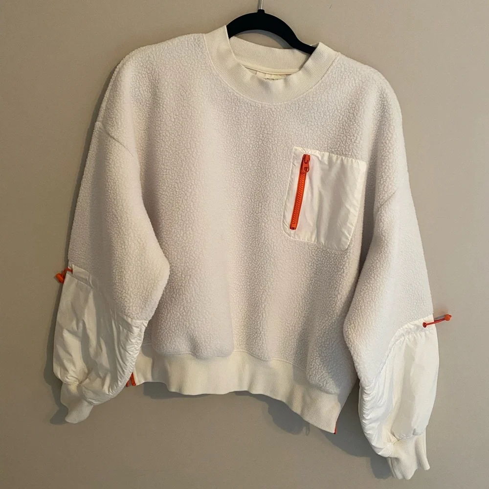 H&M - Picture 9 of 11